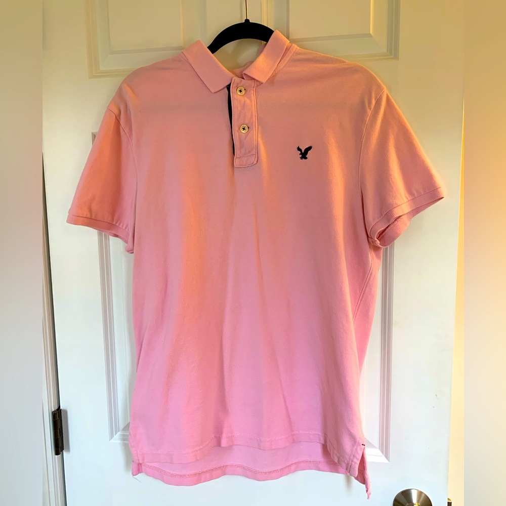AE Large Men’s Pink Collared Shirt